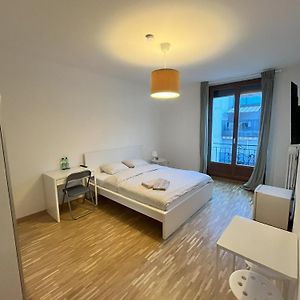 Chambre Au Coeur De Geneve